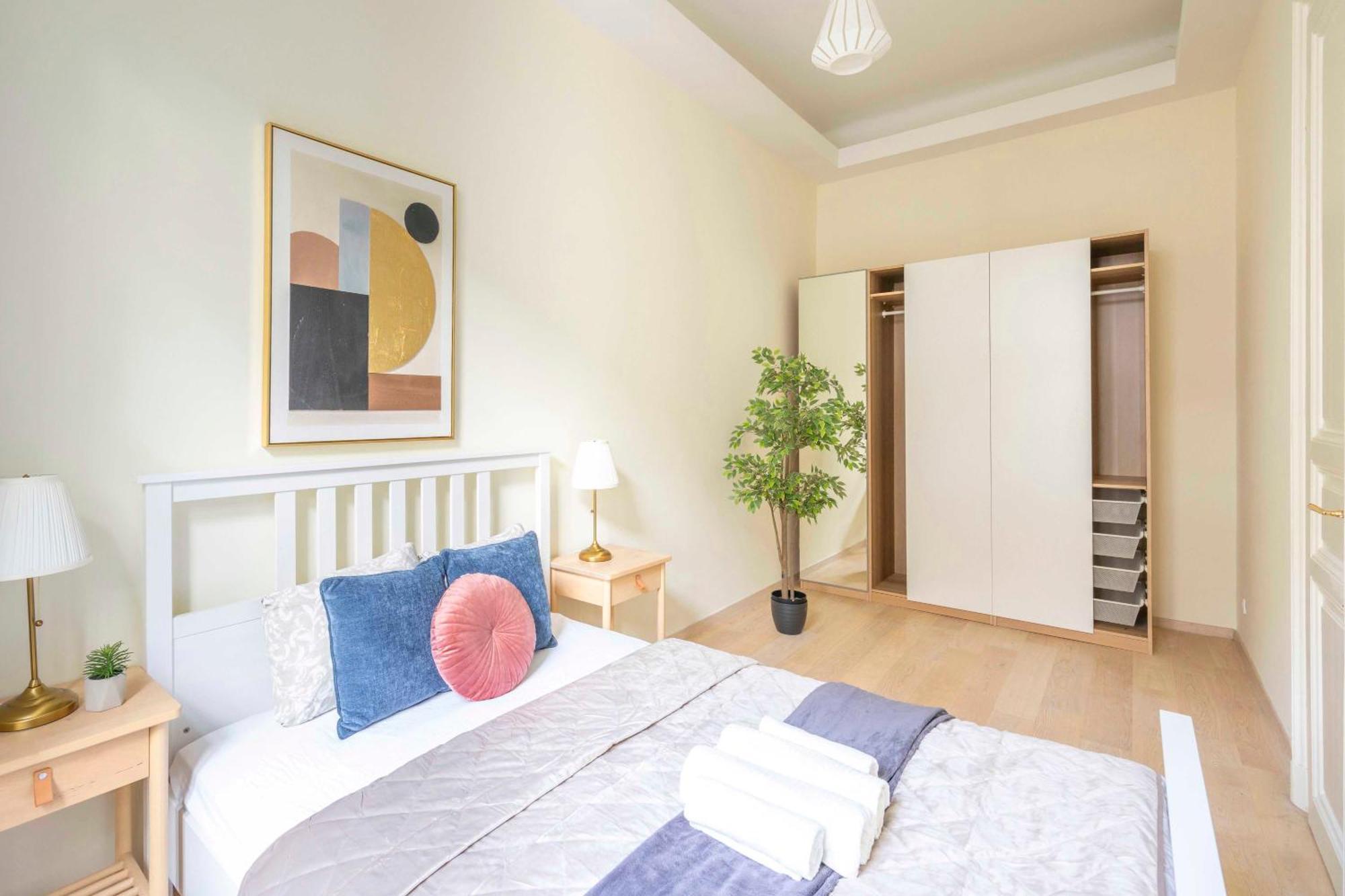 Exclusive & Spacious Central Residence W/ 4Bedrm 2Bathrm Budapeşte Dış mekan fotoğraf